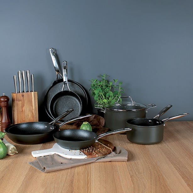 Pfannkuchenpfanne - Crêpespfanne aus geschmiedetem Aluminium - Serie ECLIPSE Ø 28 CM von OGO