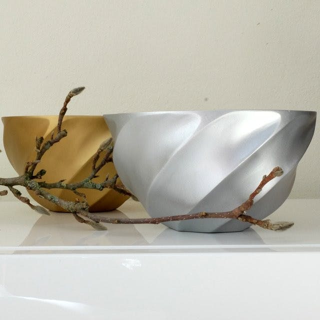 "Helix gold L" ökologisch nachhaltige und handgefertigte Holzschale - Obstschale - Salatschale von SueBeeker